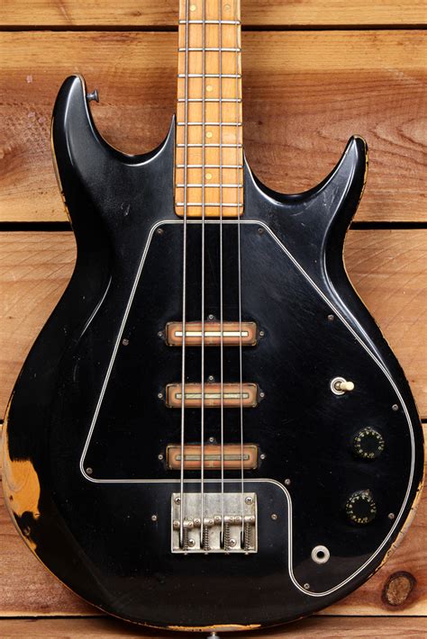 dating gibson basses